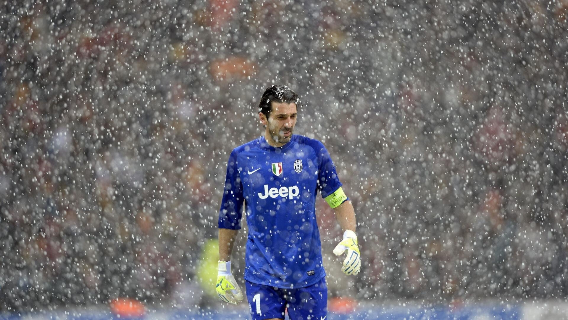 法甲高潮：超级德比，里尔逆转巴黎，精彩纷呈，法超杯里尔和巴黎圣曼比分